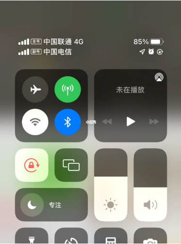 江城苹果手机维修分享iPhone双卡信号解决办法 
